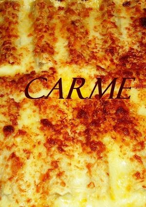 Una foto de Canelones de pollo