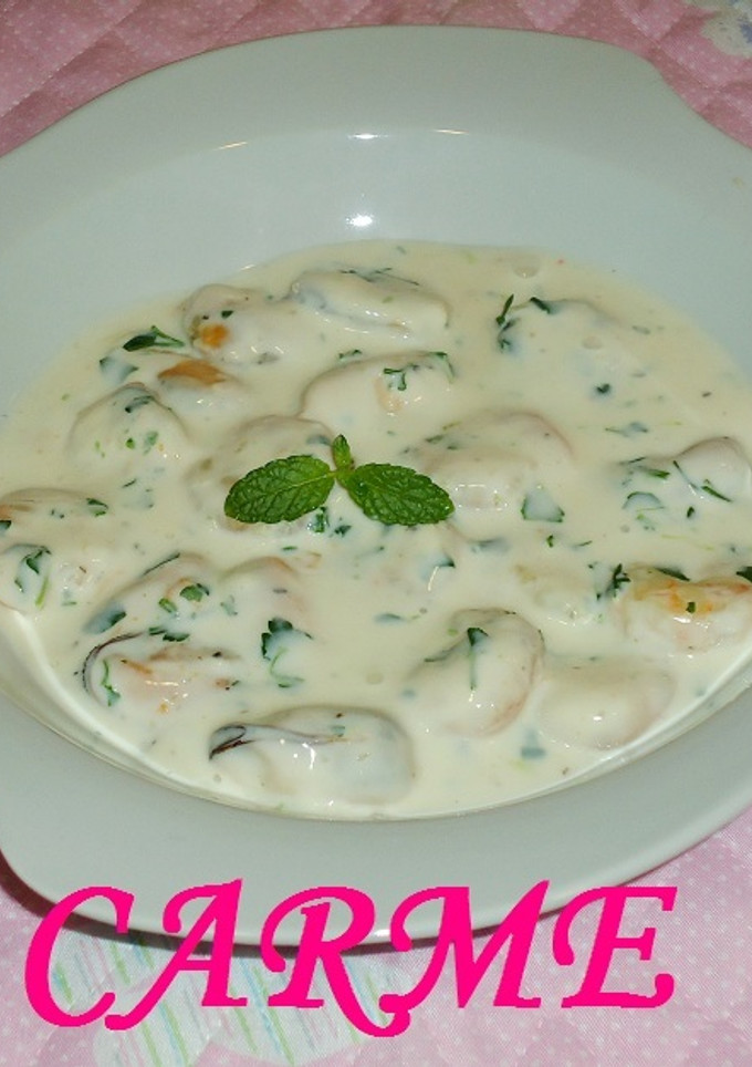 Una foto de Langostinos y mejillones a la crema