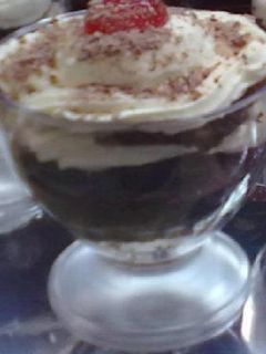 Una foto de Copa semitiramisú