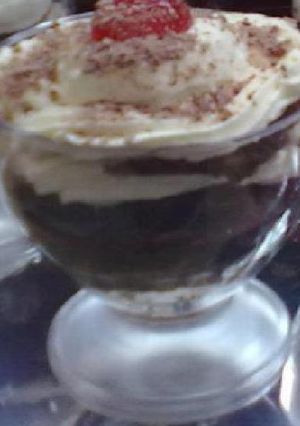 Una foto de Copa semitiramisú