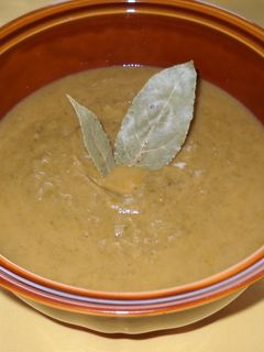 Una foto de Crema de judias blancas con acelgas