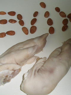Una foto de Guiso de pies de cerdo