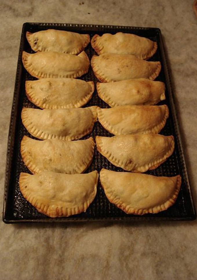 Una foto de Masa básica para empanadas al horno 