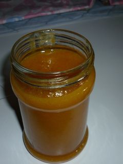 Una foto de Mermelada de ciruelas amarillas en microondas