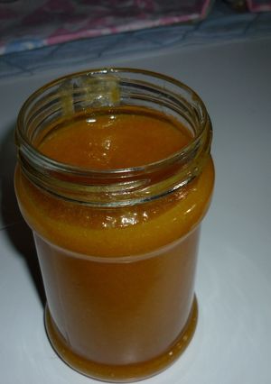 Una foto de Mermelada de ciruelas amarillas en microondas