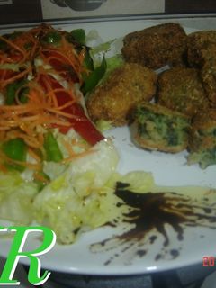 Una foto de Croquetas de espinacas con bacalao