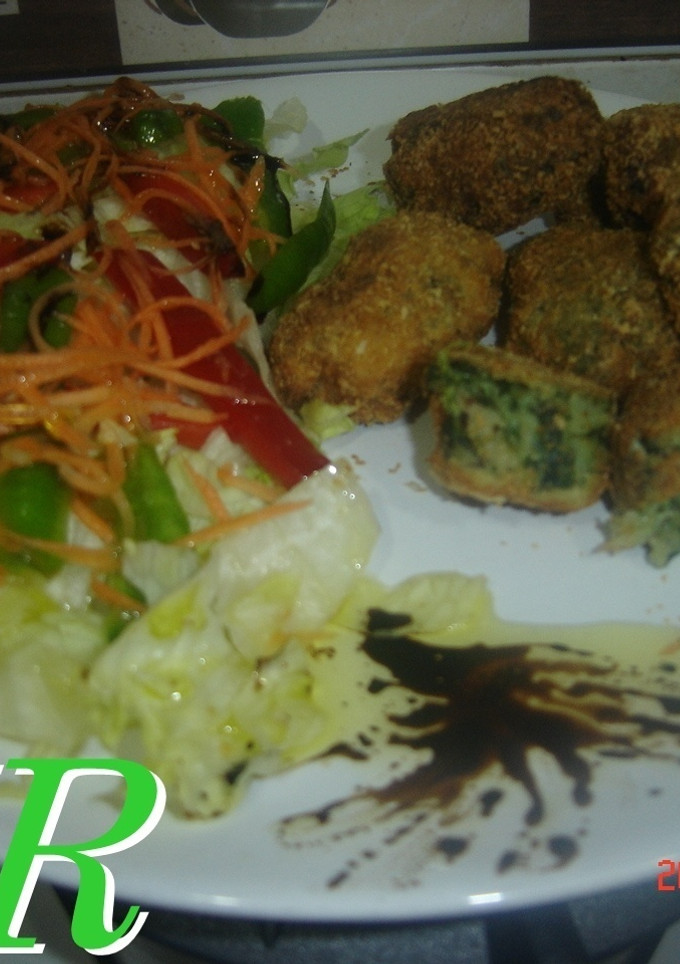 Una foto de Croquetas de espinacas con bacalao