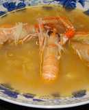 Sopa de pescado y marisco