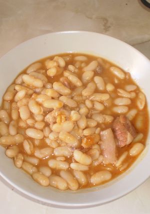 Una foto de Alubias blancas guisadas