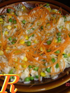 Una foto de Ensalada de arroz vegetal