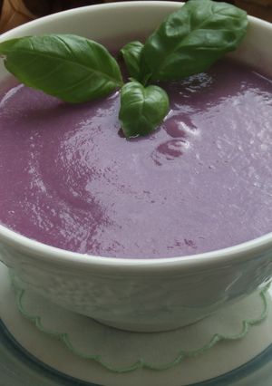 Una foto de Sopa rusa de remolacha