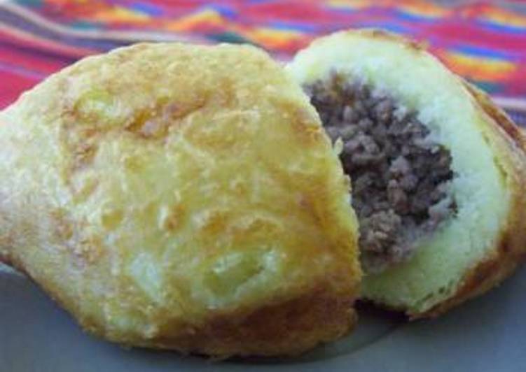 Papas rellenas de carne peruanas