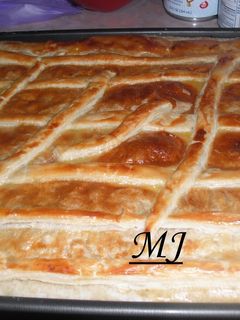 Una foto de Empanada de marlin ahumado