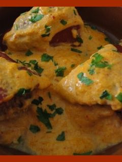 Una foto de Pimientos rellenos de carne y aceitunas