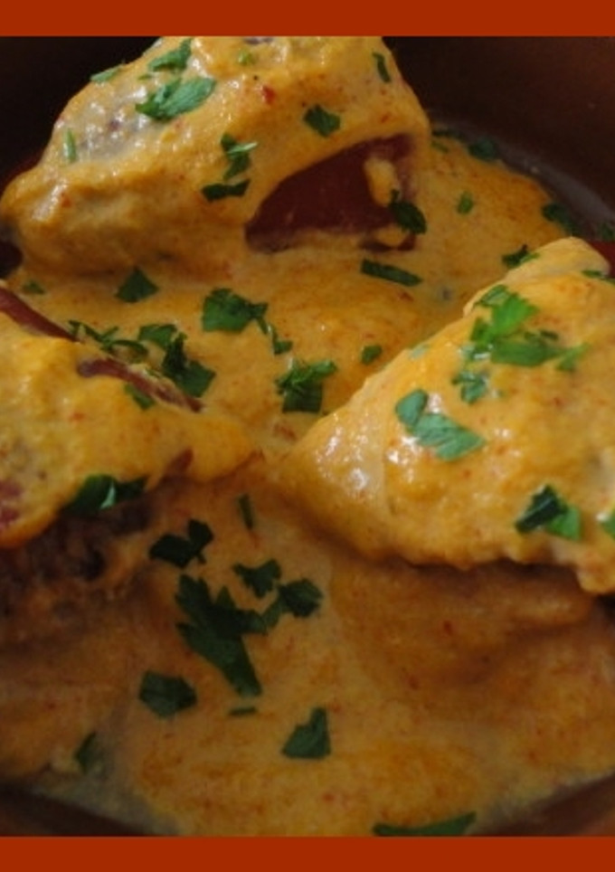 Una foto de Pimientos rellenos de carne y aceitunas