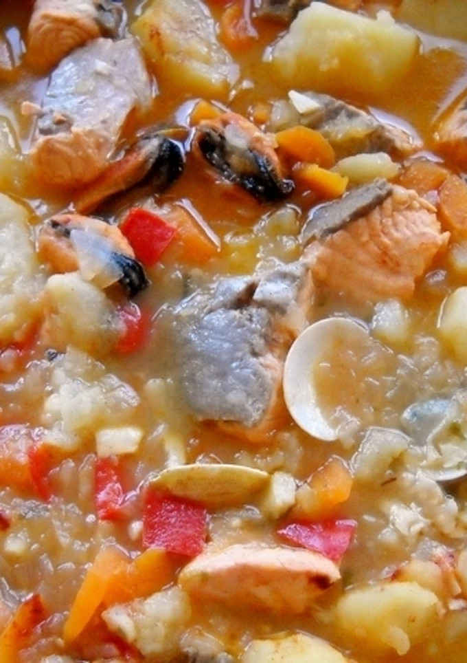 Una foto de Marmitako de salmón