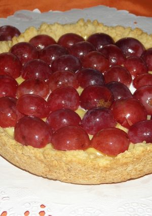 Una foto de Tarta de uvas y vino moscatel