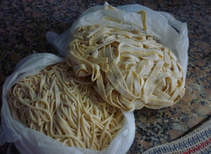 Una foto de Tallarines caseros al huevo