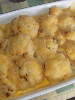 Una foto de Coliflor gratinada con crema de huevo