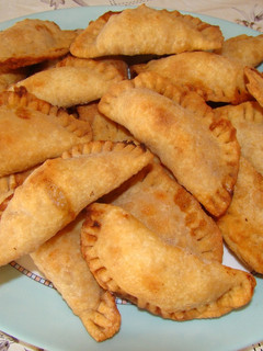 Una foto de Empanadillas de atún y huevo para la merienda