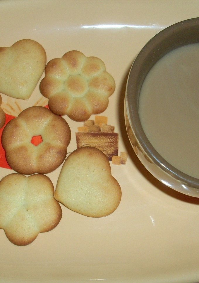 Una foto de Delicias de mantequilla y almendra