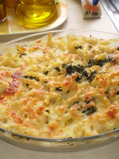 Una foto de Macarrones con espinacas