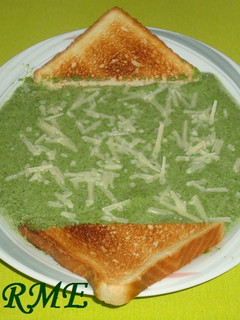 Una foto de Crema de acelgas y champiñones