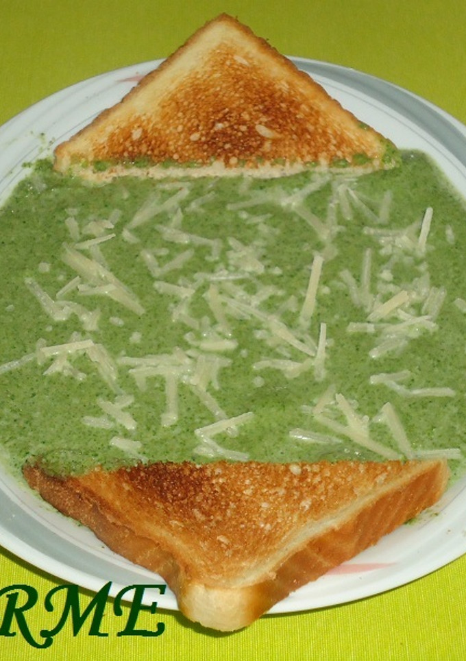 Una foto de Crema de acelgas y champiñones