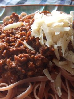 Una foto de Bolognesa de liebre con pasta