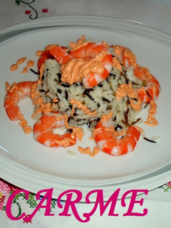 Una foto de Tartar de arroz salvaje y langostinos