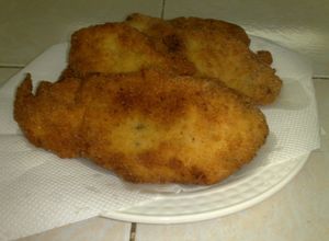 Una foto de Milanesas de pescado con pimienta