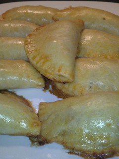 Una foto de Empanadillas de calabacin, cebolla y atún