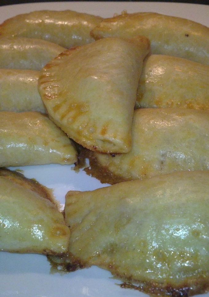 Una foto de Empanadillas de calabacin, cebolla y atún