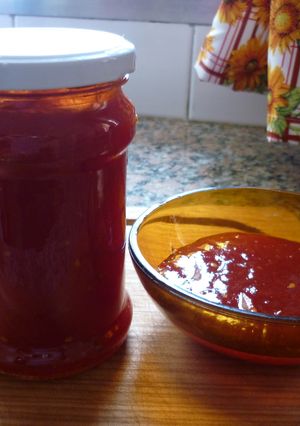 Una foto de Mermelada de tomates casera