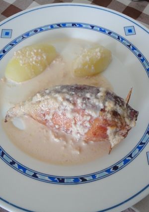 Una foto de Calamares a la menorquina
