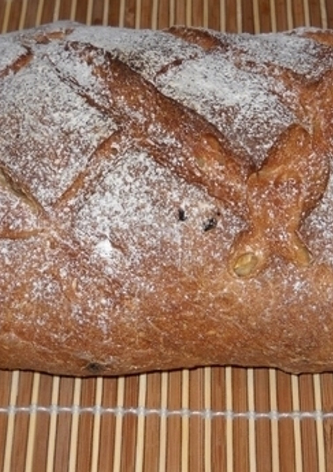 Una foto de Pan de orejones con pasas y manzana