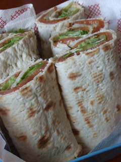 Una foto de Wraps rellenos de pavo
