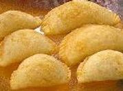 Una foto de empanada de harina de mandioca