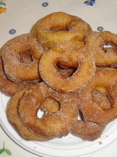 Una foto de Buñuelos de viento de Cocentaina