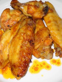 Una foto de Alitas de pollo en marinada turca