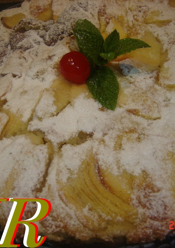 Una foto de Clafoutis de almendra y fruta