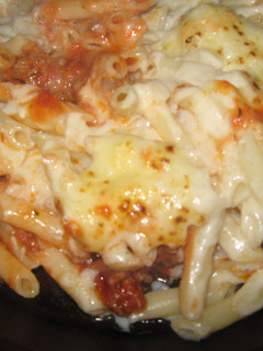 Una foto de Macarrones gratinados con bechamel