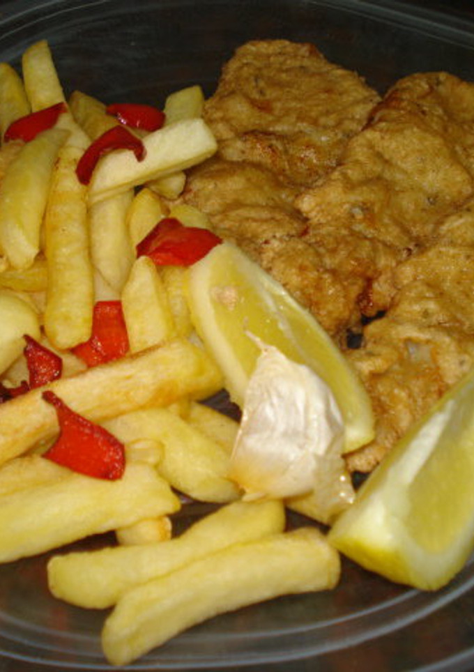 Una foto de Marineras con patatas fritas