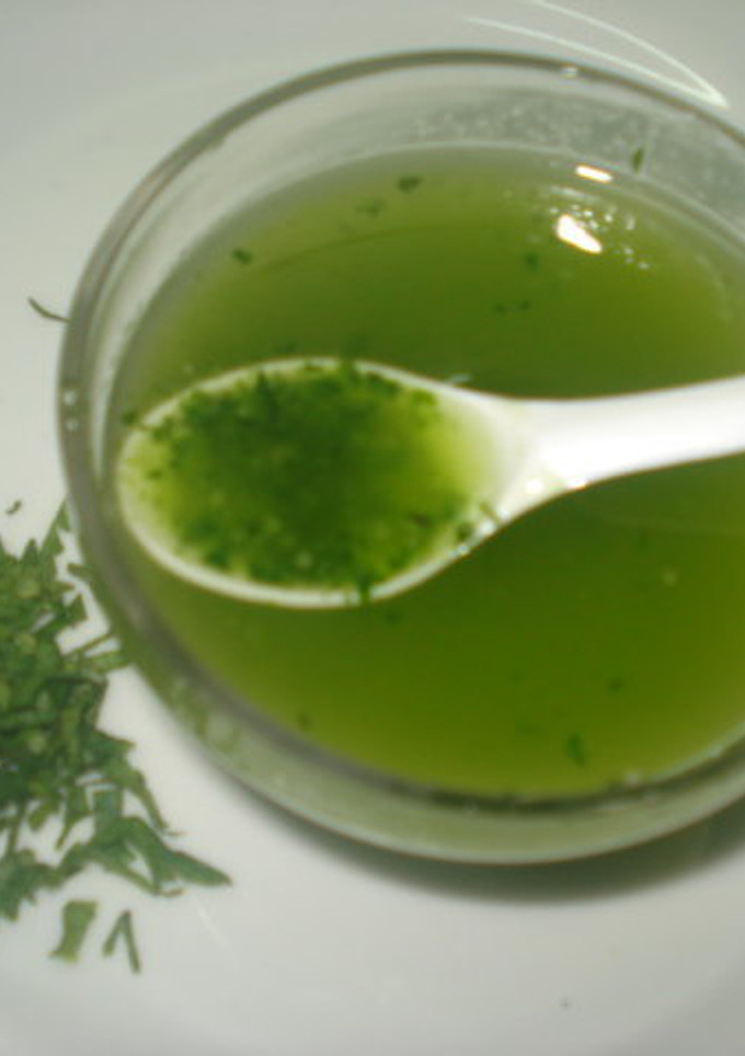 Una foto de Salsa ajo perejil