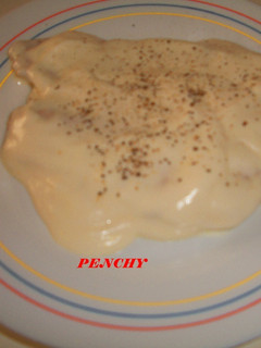 Una foto de Pechugas con nata y queso fresco