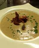 Sopa de lentejas rojas con crocante