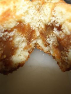 Una foto de Budincitos con relleno de dulce de leche
