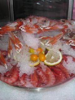 Una foto de Zarzuela de pescado y marisco