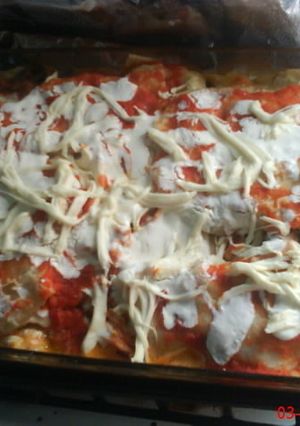 Una foto de Pastel azteca de pollo