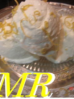 Una foto de Helado de limón: tres sugerencias y una mousse